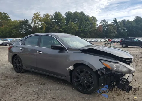2017 Nissan Altima 2.5 z USA, uszkodzony, nr VIN 1N4AL3AP2HC277726